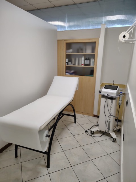 Sala trattamenti con onde d’urto PulsWave